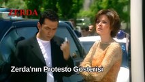 Şahin Ağa, Zerda'nın Protesto Gösterisini Görüyor - Zerda 31. Bölüm