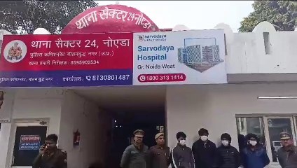 पुलिस और हत्या लूट जैसे संगीन अपराधो में वांछित शातिर बदमाश में मुठभेड़ पैर में गोली लगने से बदमाश घायल