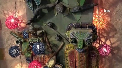 Pandemi döneminde hobi olarak başladı, evini müzeye dönüştürdü