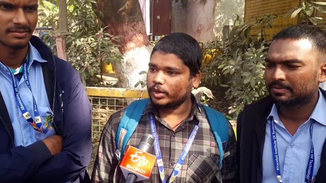 संस्थान के अंदर की लड़ाई में विद्यार्थियों का भविष्य पर संकट, बच्चे लगा रहे हैं न्याय की गुहार