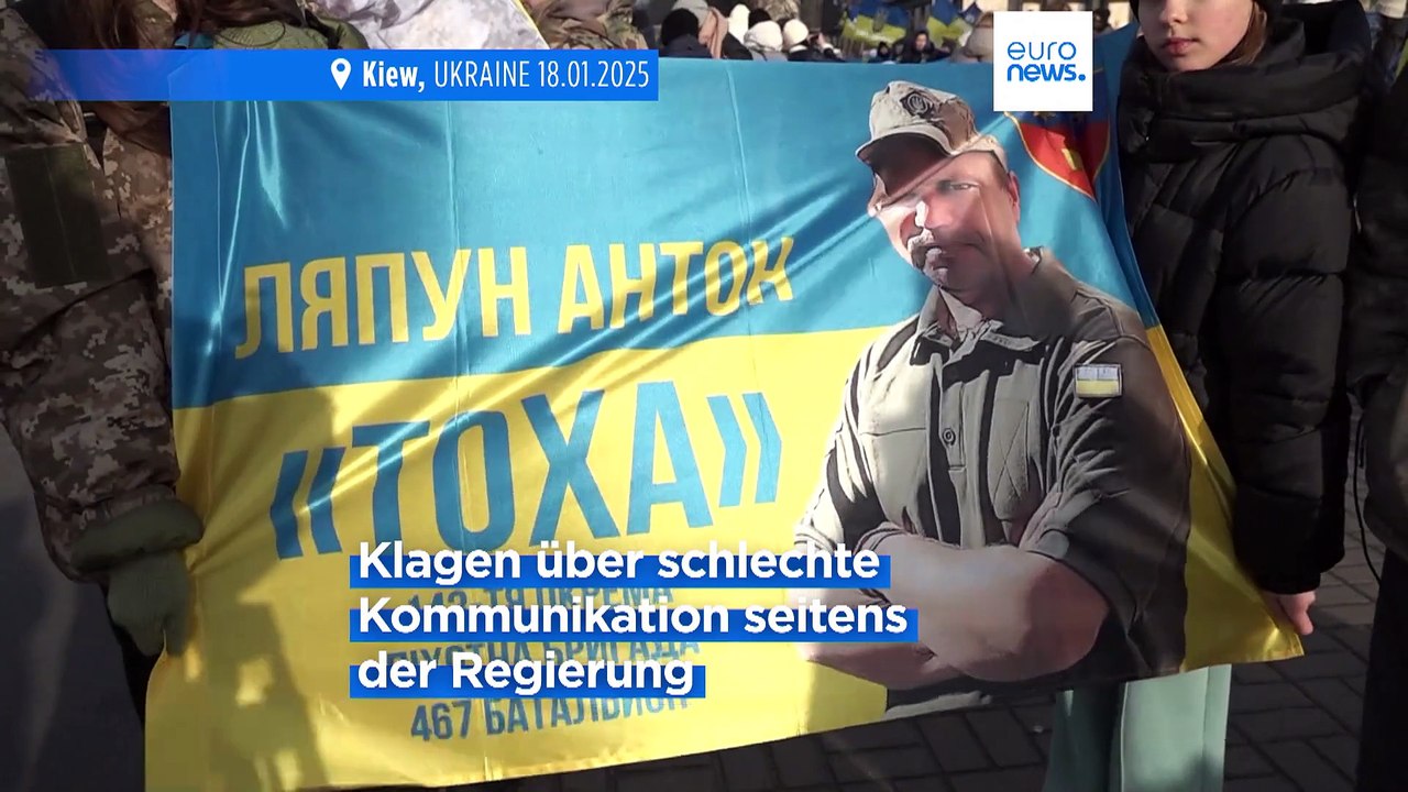 Demonstranten fordern Informationen über vermisste Angehörige