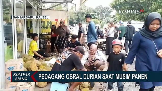 Masuk Musim Panen, Pedagang Obral Durian Rp 10 Ribu untuk 10 Buah!