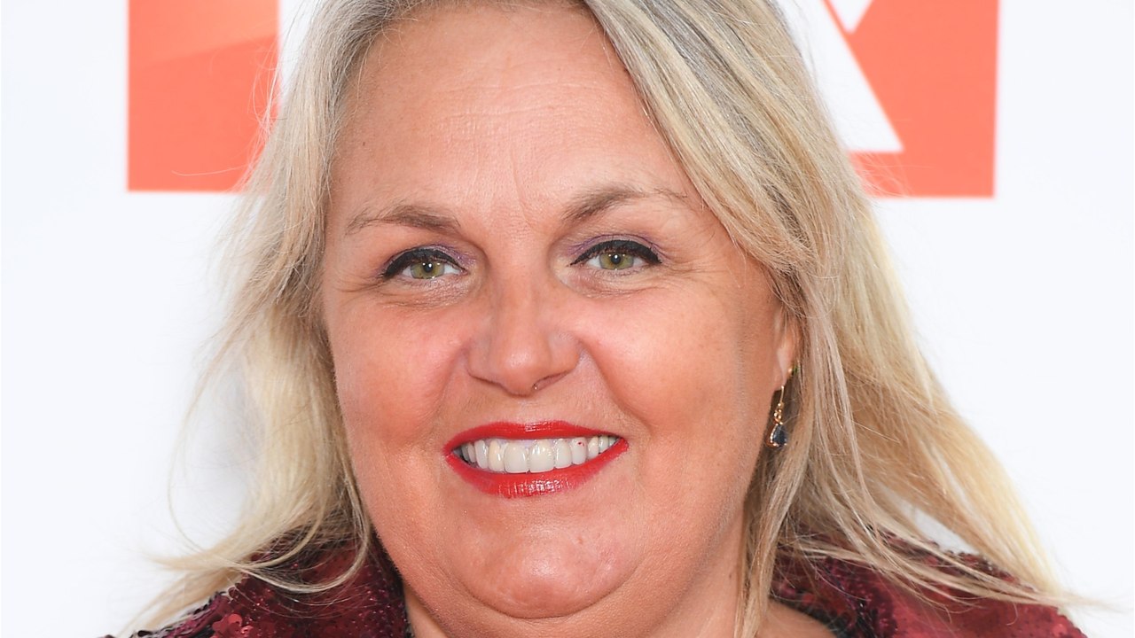 GALA VIDEO - Valérie Damidot 60 ans : sa fille Roxane lui fait un incroyable cadeau !