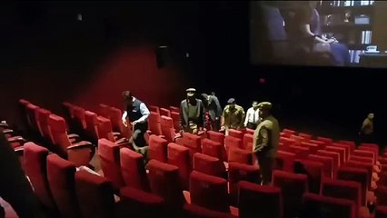 गणतंत्र दिवस से पूर्व नोएडा में अलर्ट, पब्लिक प्लेस पर बीडीडीएस, डॉग स्क्वायड टीम के साथ चैकिंग