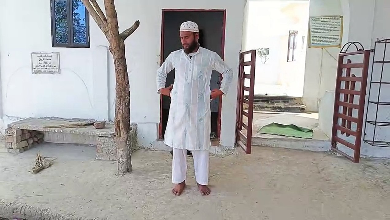 जन्मजात बीमारी भी नहीं तोड़ पाई अजहर का हौसला,4 साल में बना हाफ़िज़ ए कुरआन और अब बच्चों को दे रहा दीनी तालीम,ईटीवी भारत की स्पेशल रिपोर्ट