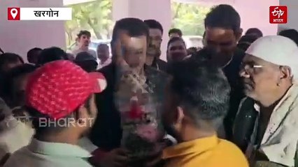 खरगोन पहुँचे नेता प्रतिपक्ष उमंग सिंघार विधायक से कस कर लगे गले उप मुख्यमंत्री के बयान पर किया पलटवार