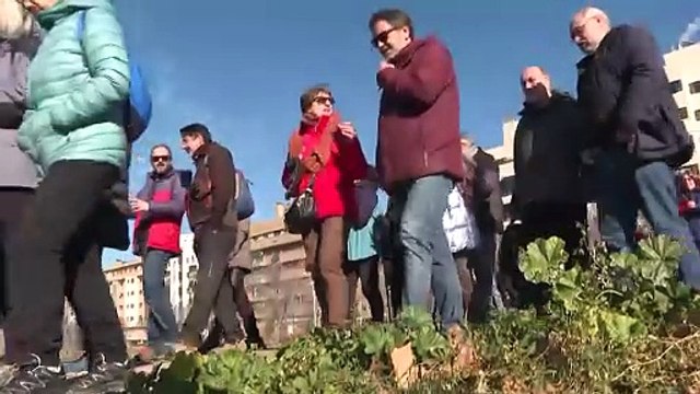 La oposición y vecinos marchan para pedir el cierre de la incineradora de Valdemingómez