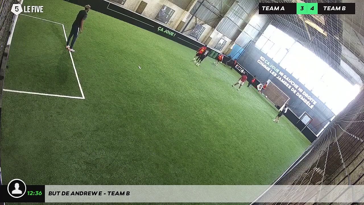 But de Andrew E - Team B