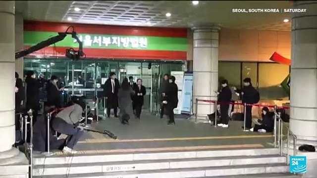 Protesters storm South Korean court following extension of President Yoon's detention