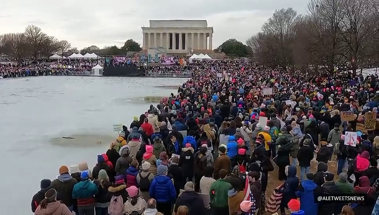 Thousands of Americans are marching against Trump outside in DC today at #ThePeoplesMarch, while Trump is moving his inauguration indoors because of the cold weather. Who are the “snowflakes” now?