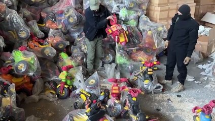 قوات الأمن السورية الجديدة تعثر على كميات من الكبتاغون معبأة في ألعاب أطفال