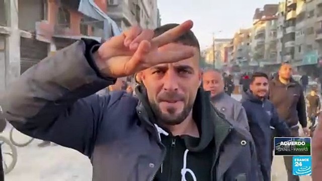 Multitudes de gazatíes inician retorno a sus hogares tras inicio de la tregua entre Israel y Hamás