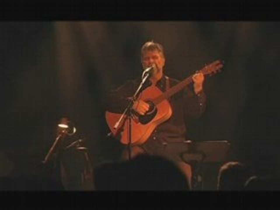 Parle-moi encore
