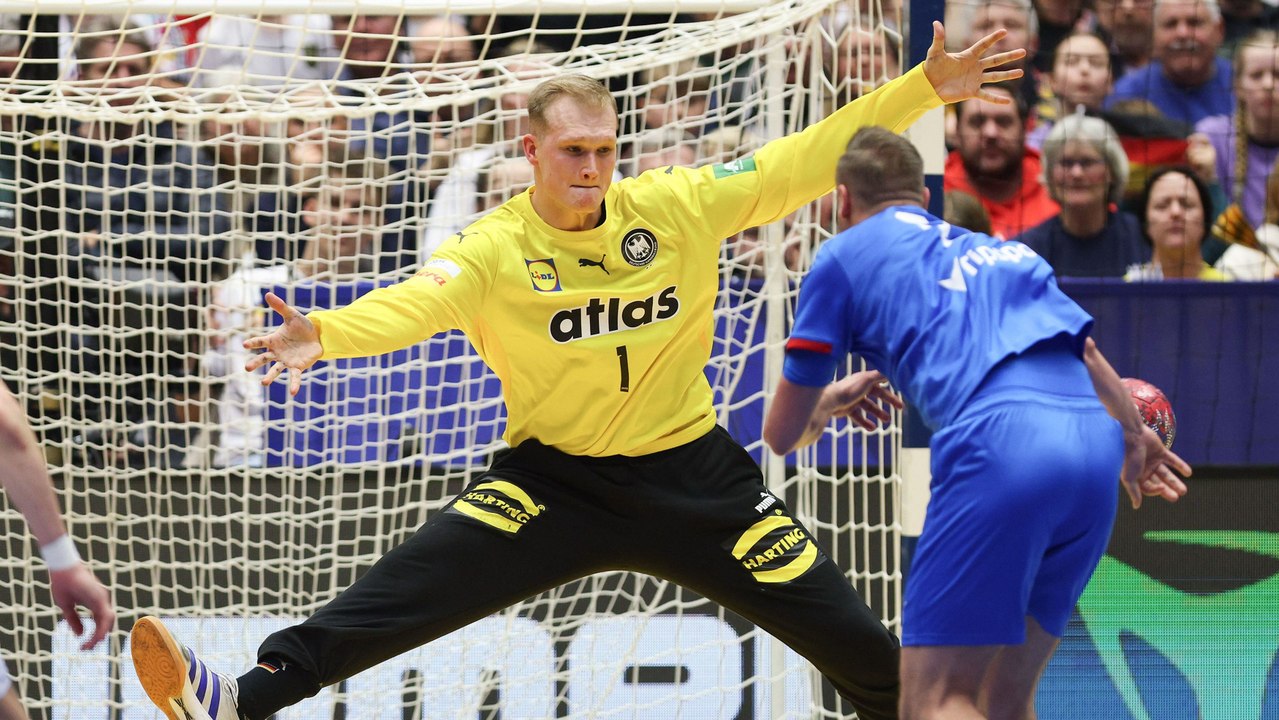 Keeper Späth wird zum Hexer und trifft sogar selbst: Der DHB-Sieg im Video