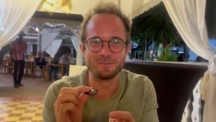 Le Sillien Scailteur explique comment déguster le boudin créole