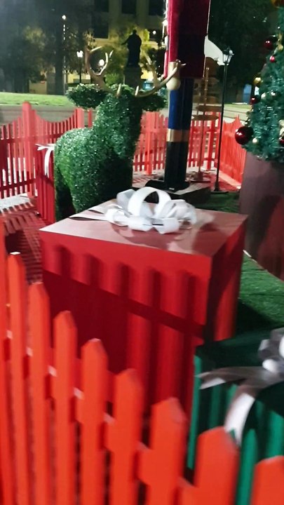 Exploring Constitution Square in Santiago, Chile 🏛️🇨🇱