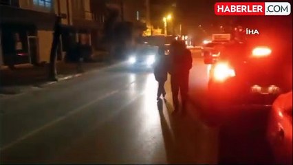 Dolmuş Taksi ile Otomobil Kafa Kafaya Çarpıştı