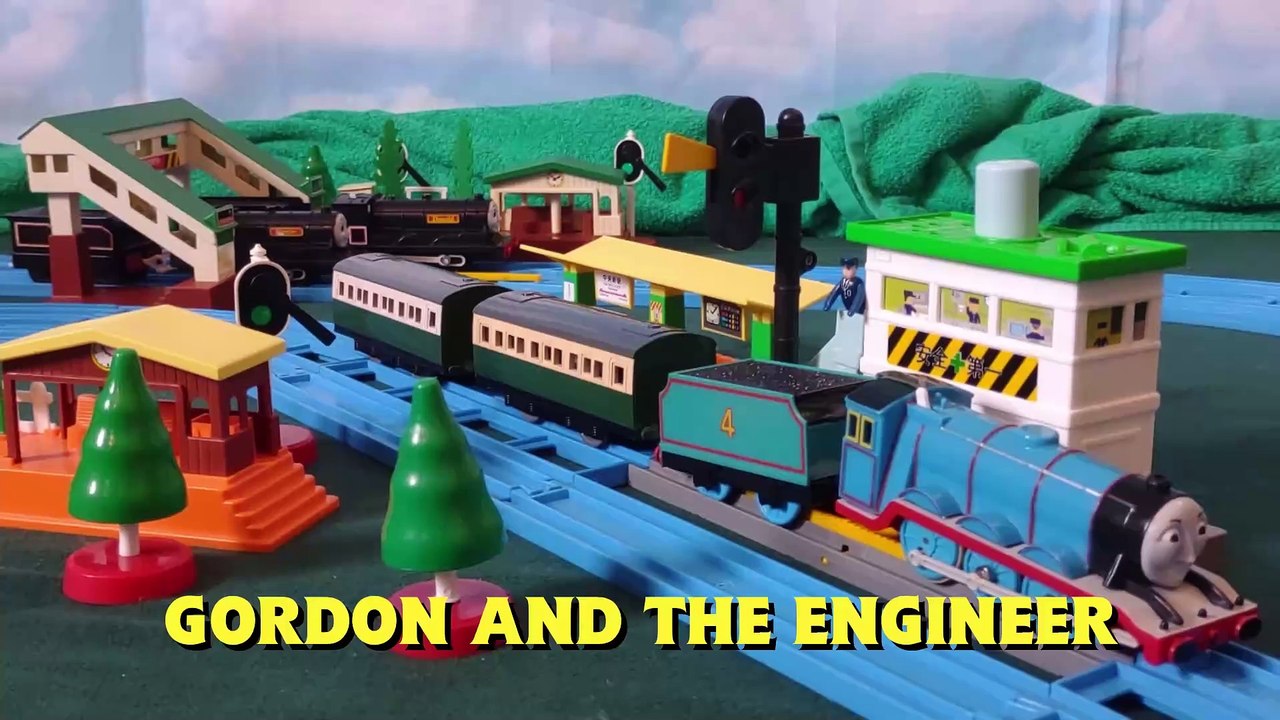 CUSTOM TOMY Gordon & the Engineer Set (Thomas & Friends Series 11)