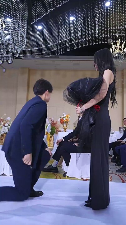 【最新短剧合集】 詹琸＆蒋昕妍 - 捡到玉玺让我复活女儿国 - video Dailymotion