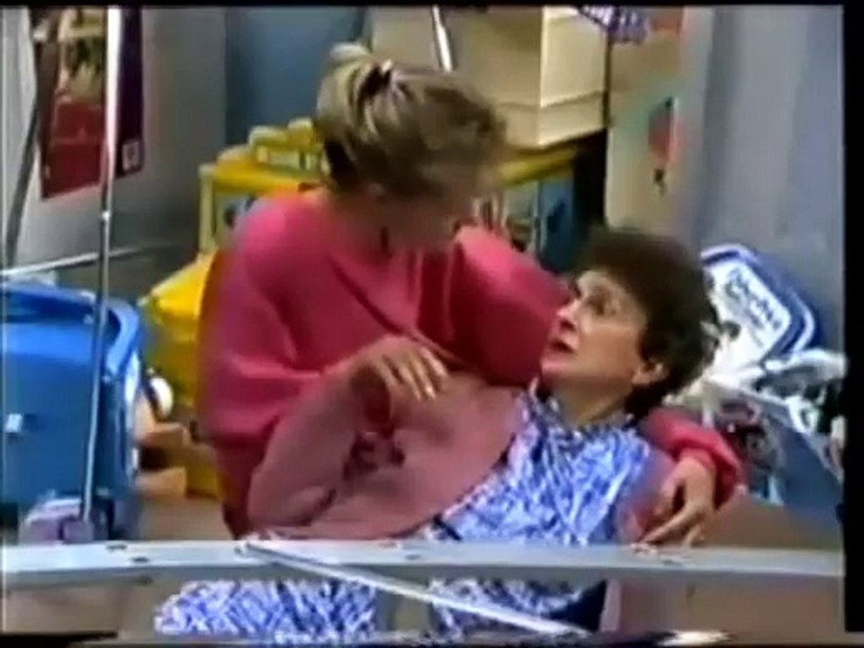 Neighbours 507