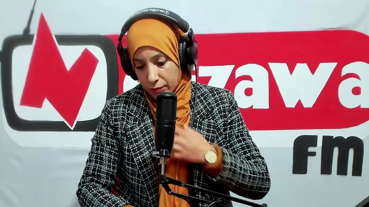 فقرة "رواد الاعمال "  دورات تكوينية في مجال الخياطة بمراكزالتكوين في الجهة  ساسية دراويل النائبة الجهوية لاتحاد المراة بقبلي  عدد الدورات وهل شملت كل المراكز وكيفية المشاركة فيها ؟