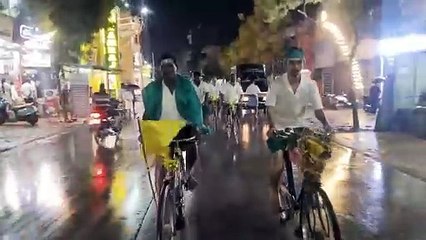 150 Muruga devotees from Theni came on bicycles to visit Tiruchendur Muruga.