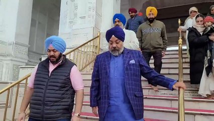 ਦਿੱਲੀ ਸਿੱਖ ਗੁਰਦੁਆਰਾ ਪ੍ਰਬੰਧਕ ਕਮੇਟੀ ਦੇ ਸਾਬਕਾ ਪ੍ਰਧਾਨ  ਅਤੇ ਅਕਾਲੀ ਦਲ ਕੋਰ ਕਮੇਟੀ ਦੇ ਮੈਂਬਰ ਮਨਜੀਤ ਸਿੰਘ ਜੀਕੇ ਅੱਜ ਸ਼੍ਰੀ ਸੱਚਖੰਡ ਸ਼੍ਰੀ ਹਰਿਮੰਦਿਰ ਸਾਹਿਬ ਨਤਮਸਤਕ ਹੋਣ ਦੇ ਲਈ ਪਹੁੰਚੇ।