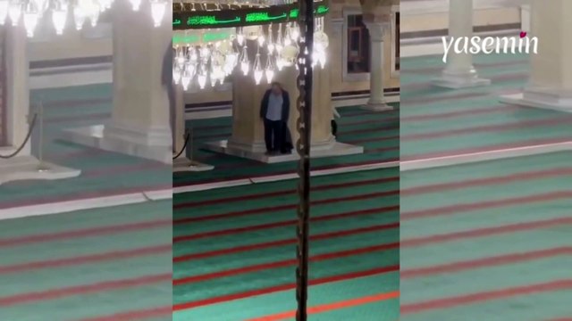 Torunuyla camide saklambaç oynayan dede görenlerin içini ısıttı!