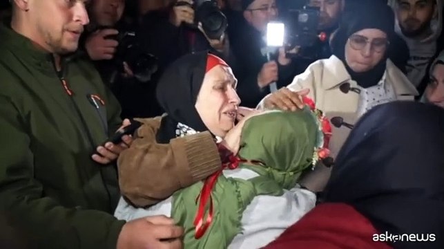 I detenuti palestinesi rilasciati: La prigione ? un inferno
