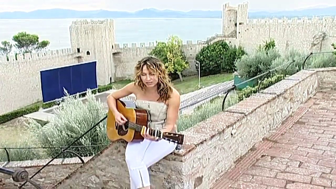ANA POPOVIC — Acoustic Afternoon Session: Blind For Love | AN EVENING AT TRASIMENO LAKE / ANA POPOVIC BAND / LIVE FROM THE HEART OF ITALY / (2009) / AEREC001
