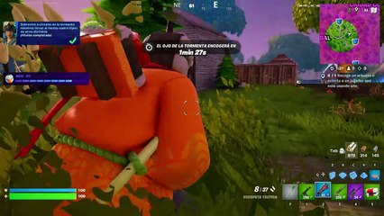 Recoge un arbusto o acierta a un jugador que esté usando uno