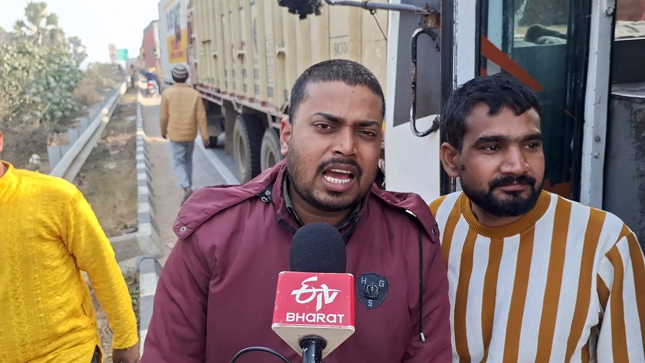 भोजपुर के कोइलवर सिक्सलेन पर महाजाम, घंटों फंसे रहे यात्री, ट्रैफिक व्यवस्था ठप