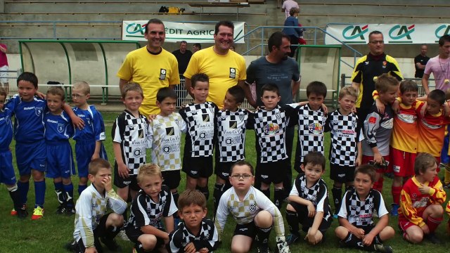 LUCAS, TU NE MARCHERAS JAMAIS SEUL ...