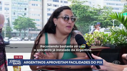 Argentinos "descobrem" o pix e movimentam economia brasileira