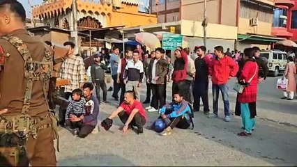 গাহৰি মাংসক কেন্দ্ৰ কৰিয়েই ৰাষ্ট্ৰীয় ঘাইপথ অৱৰোধ