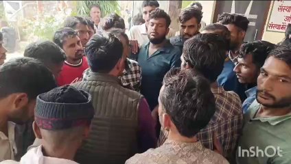 सालेरा में आक्रोशीत ग्रामीणों ने स्कूल पर ताला लगाया, शिक्षा विभाग की टीम ने बयान लिए, विभाग ने पुलिस को दी रिपोर्ट