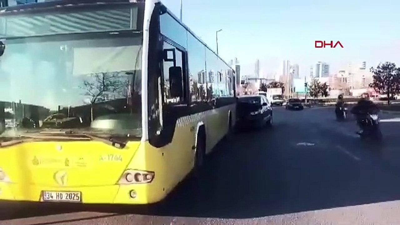 İstanbul - Esenyurt'ta konsolosluk aracı İETT otobüsüne çarptı