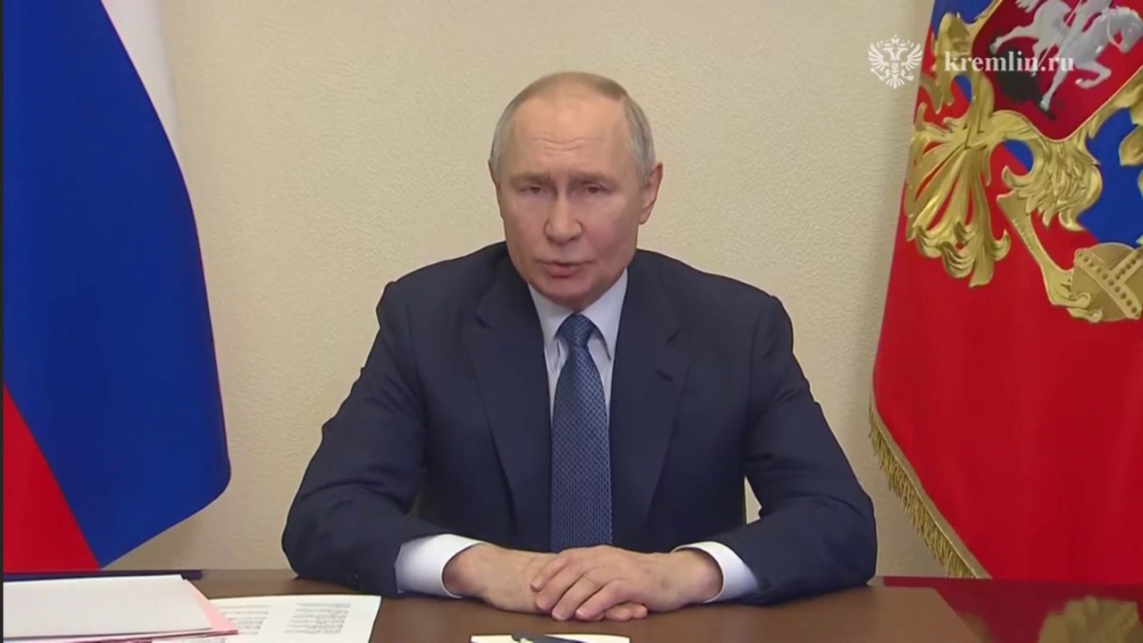 Putin felicita a Trump por investidura y se muestra abierto a retomar "contactos directos"