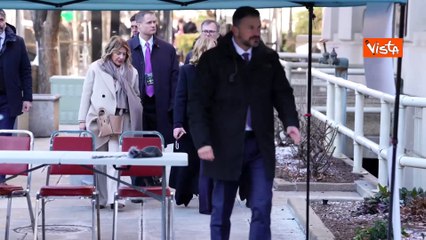 Meloni a Washington, ecco il viaggio in macchina e l?arrivo in Campidoglio