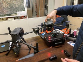 Pourquoi ces drones ont survolé Orléans ?