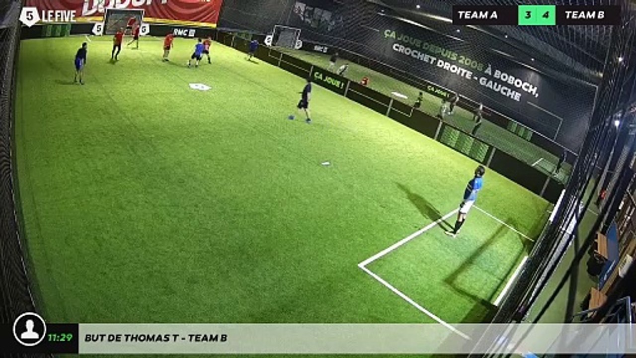 But de Thomas T - Team B