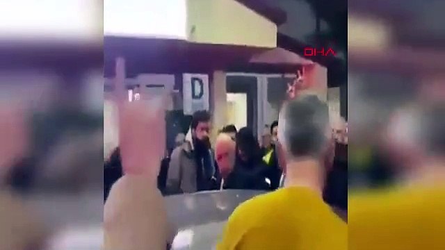 ANKARA- Zafer Partisi Genel Başkanı Ümit Özdağ, Ankara’da gözaltına alındı (VİDEO EKLENDİ)