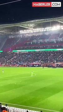 Trabzon'da olay çıktı! Uğurcan Çakır penaltı kullanmak isteyince saha bir anda karıştı