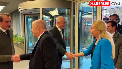 Zafer Partisi'nden gözaltına alınan Ümit Özdağ için çağrı
