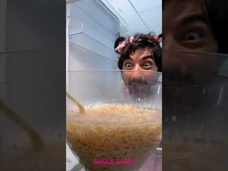 Mom Forbids Me And The Cat To Eat A Lot😧🤕🍜