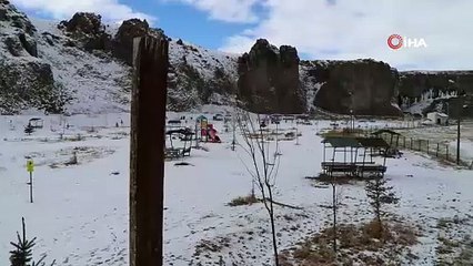 Buzdan şölen: 35 metrelik sarkıtlar hayran bıraktı