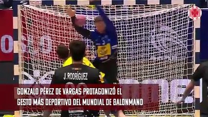 Pura deportividad: Gonzalo Pérez de Vargas salva de la expulsión a un rival