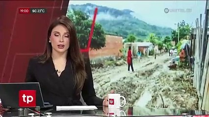 La Paz: ​”El agua ingresó con fuerza a mi casa”, dice una damnificada de Taipiplaya que pide maquinaria pesada 