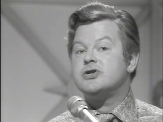 Benny Hill - Shameful Moments of Sport (1971)