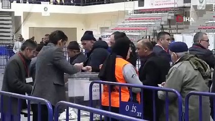 18 bin üyesi bulunan kooperatifin kongresinde oy kullanımına başlandı